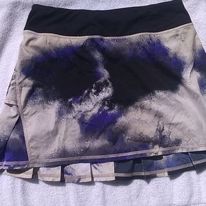 Lululemon Run Pacesetter Skirt. Size 4